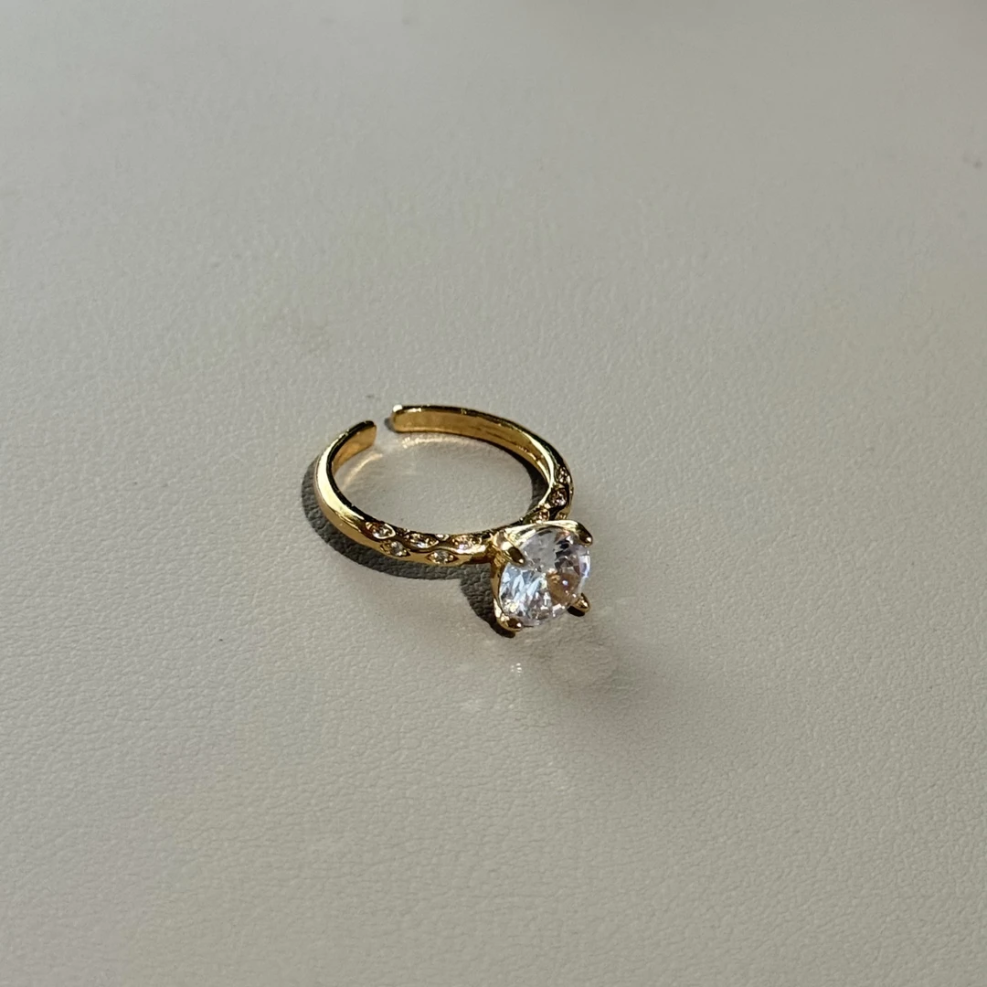 【高端定制】精品白钻戒指蛇年限量款-------T00