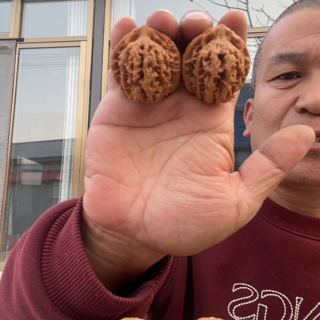 M***˗文玩核桃吊坠野生40