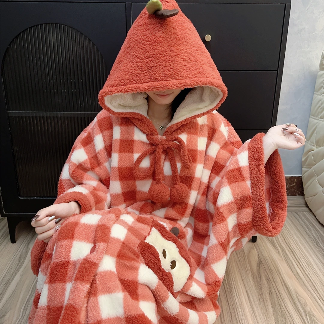 韩系睡袍女秋冬季加厚珊瑚绒可爱小苹果连帽法兰绒斗篷睡衣家居服