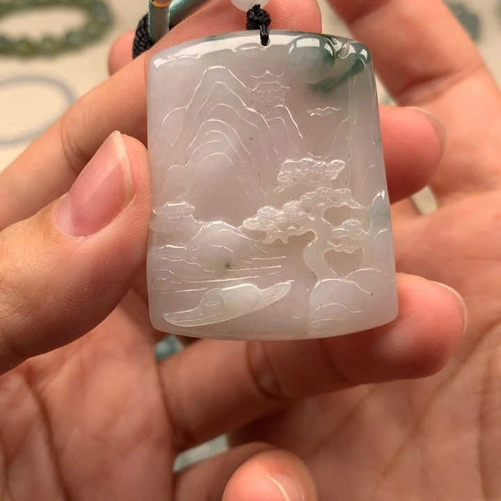 翡翠未镶嵌颈饰天然翡翠山水牌