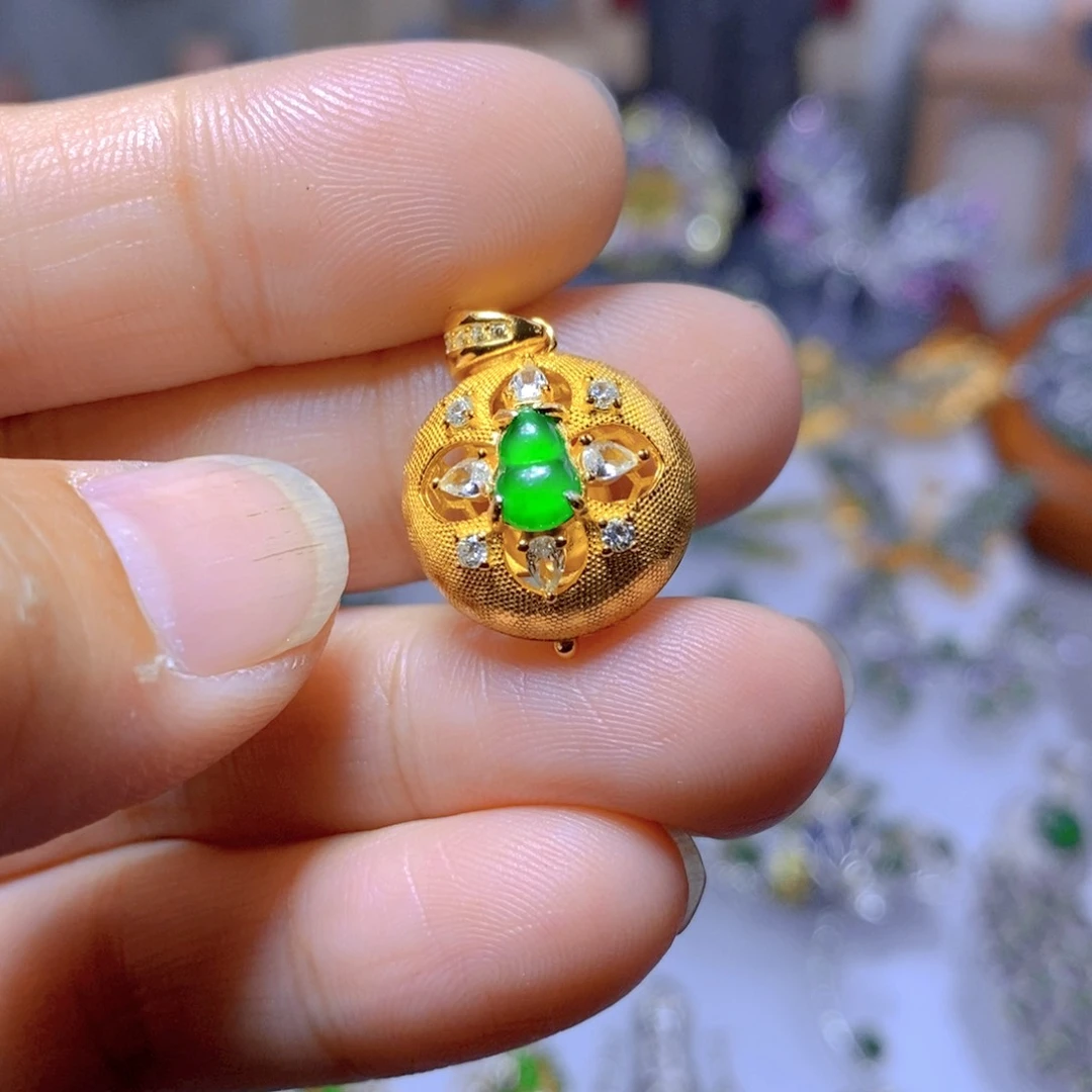 翡翠耳钉银S925镶嵌天然翡翠