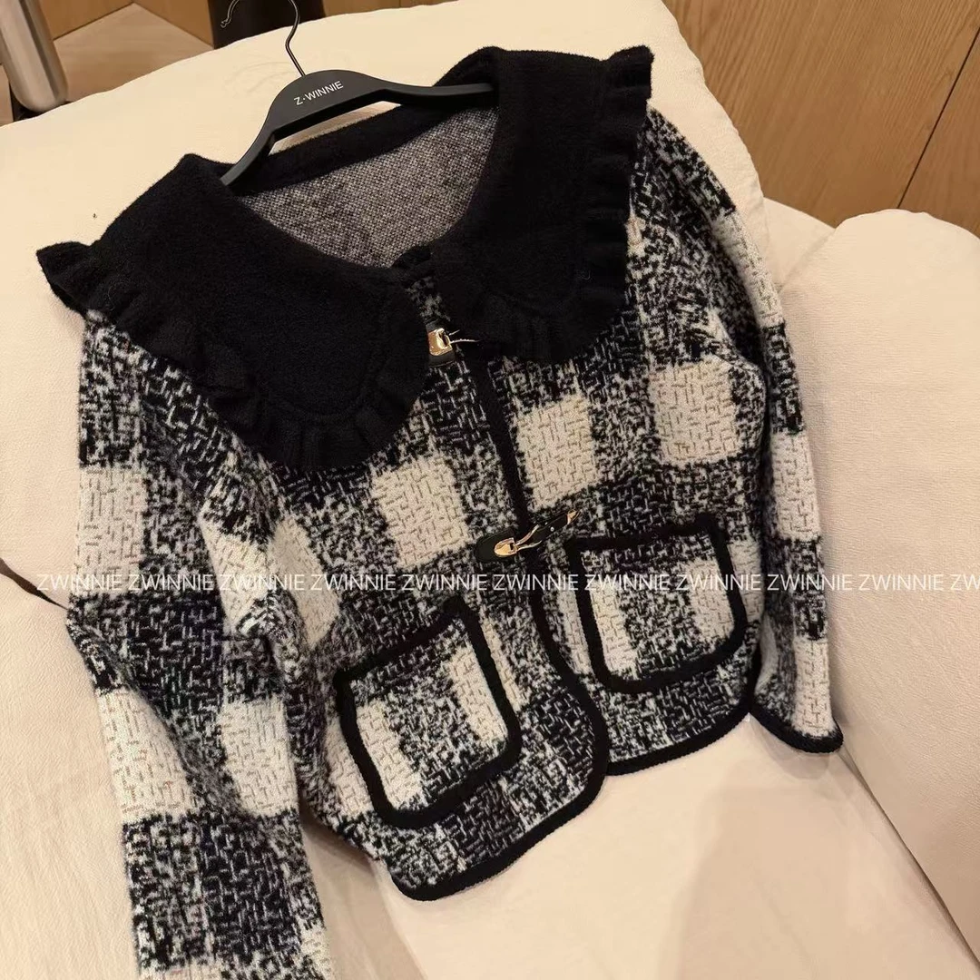 Zwinnie/詹维尼【黑色格纹针织外套】XH-WRN202501