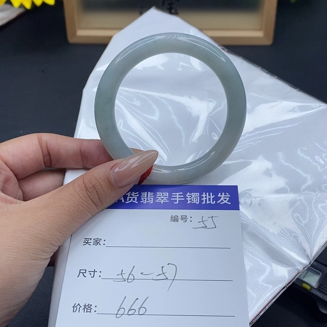 翡翠未镶嵌手镯百元手镯默认瑕疵