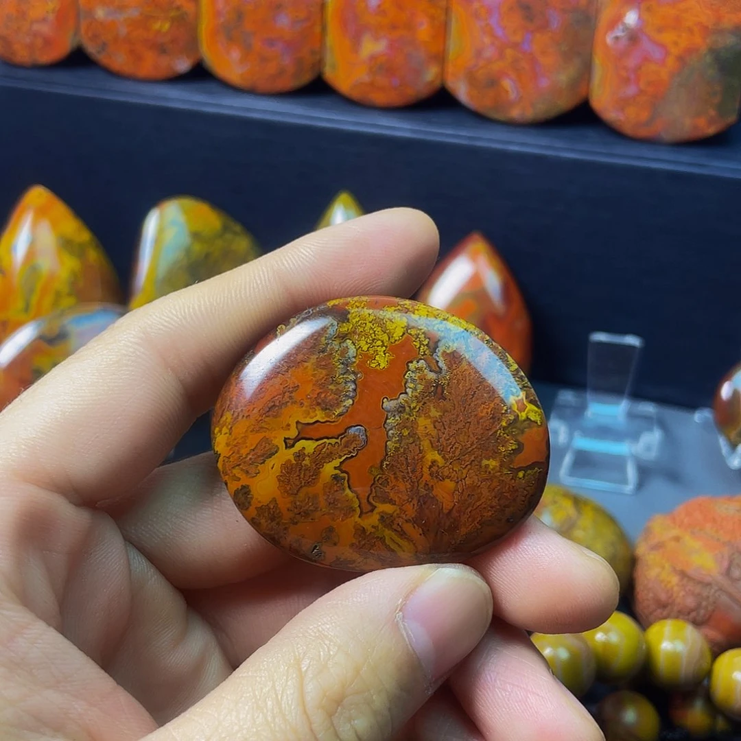 玛瑙/玉髓颈饰未镶嵌天***天