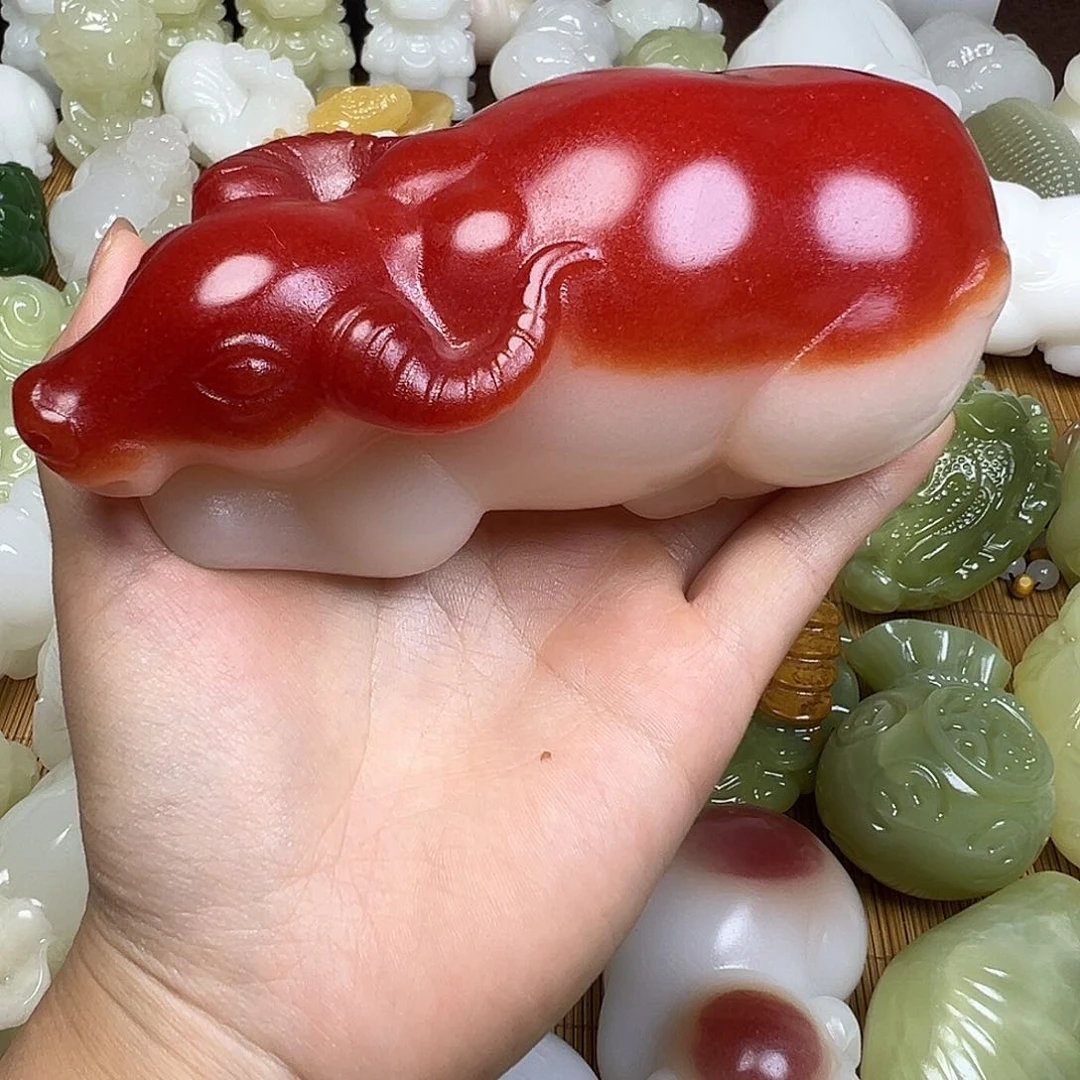 石材自****～巧色大牛小摆