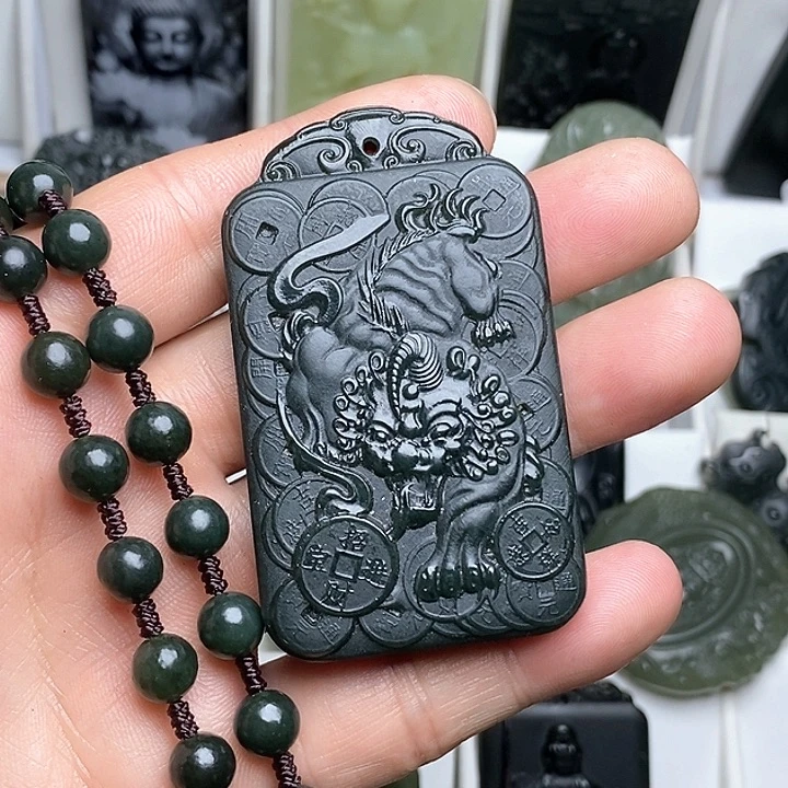 和田玉（翠青玉）未镶嵌颈饰