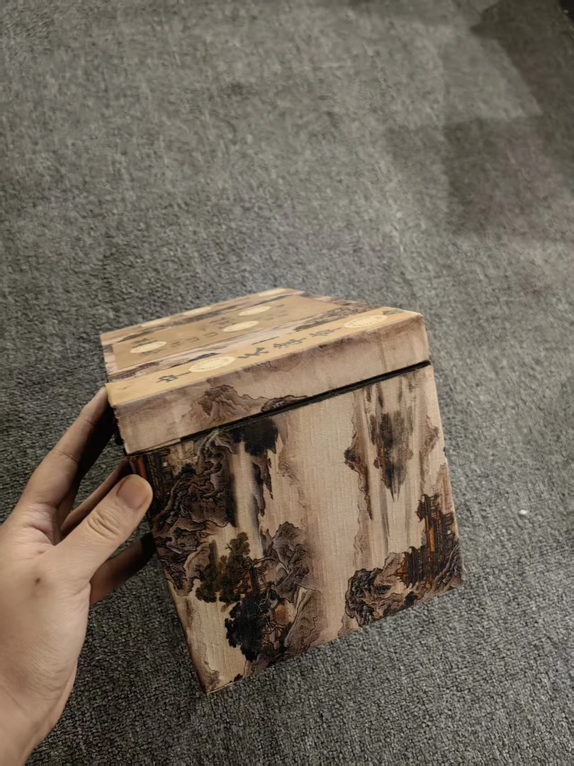 1个闷山水秀箱精美装饰摆件