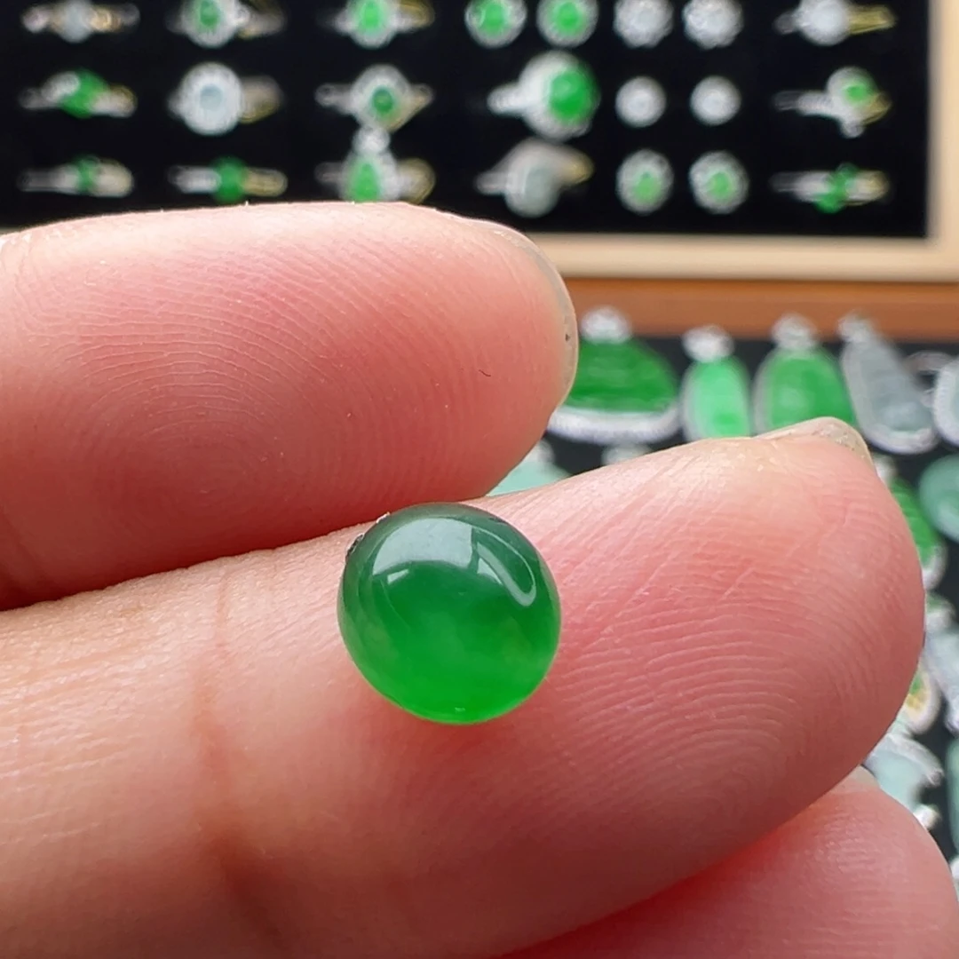 翡翠未镶嵌颈饰蛋6.7