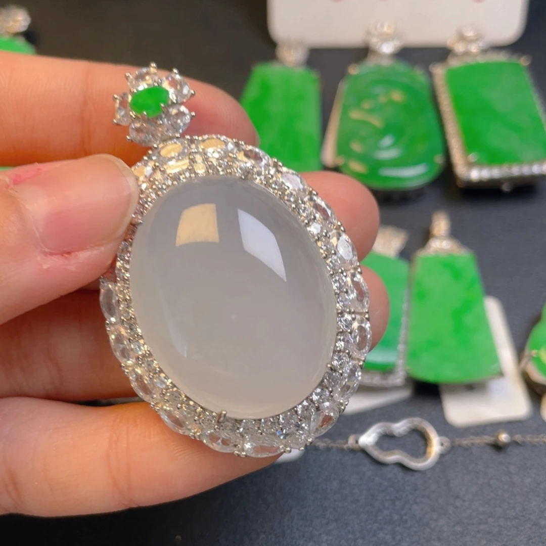 翡翠银S925镶嵌颈饰