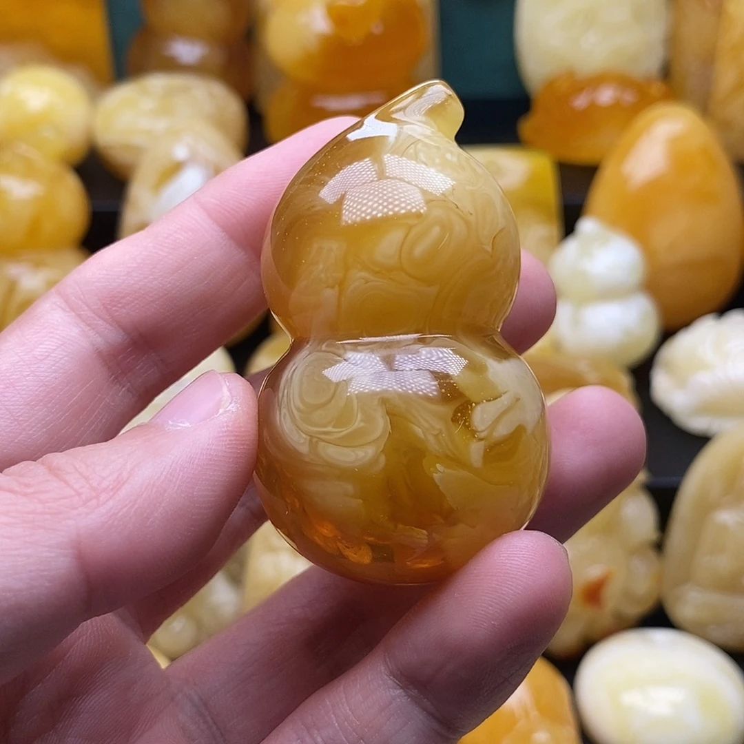 琥珀颈饰未镶嵌琥珀蜜蜡