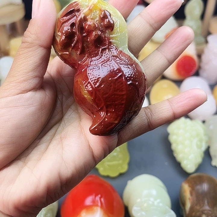 玉石雕刻品碧玺（处理）峰**下