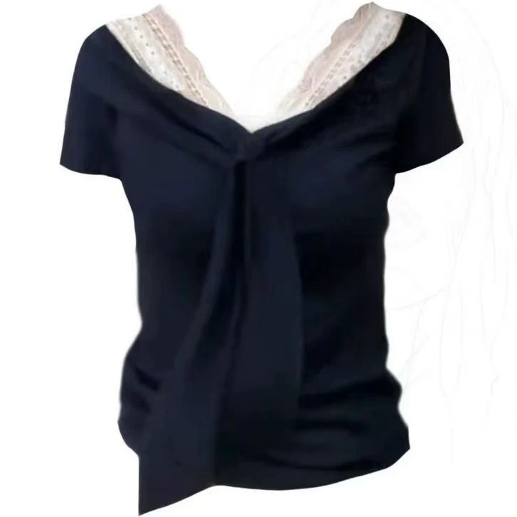 大宝家《情动街头》蕾丝拼接正肩上衣夏季收腰显瘦披肩系带短袖T恤.