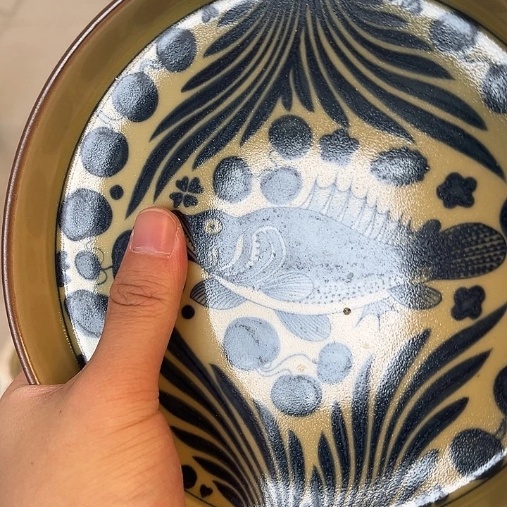 瓷片景德镇二号釉鱼藻纹大壶承