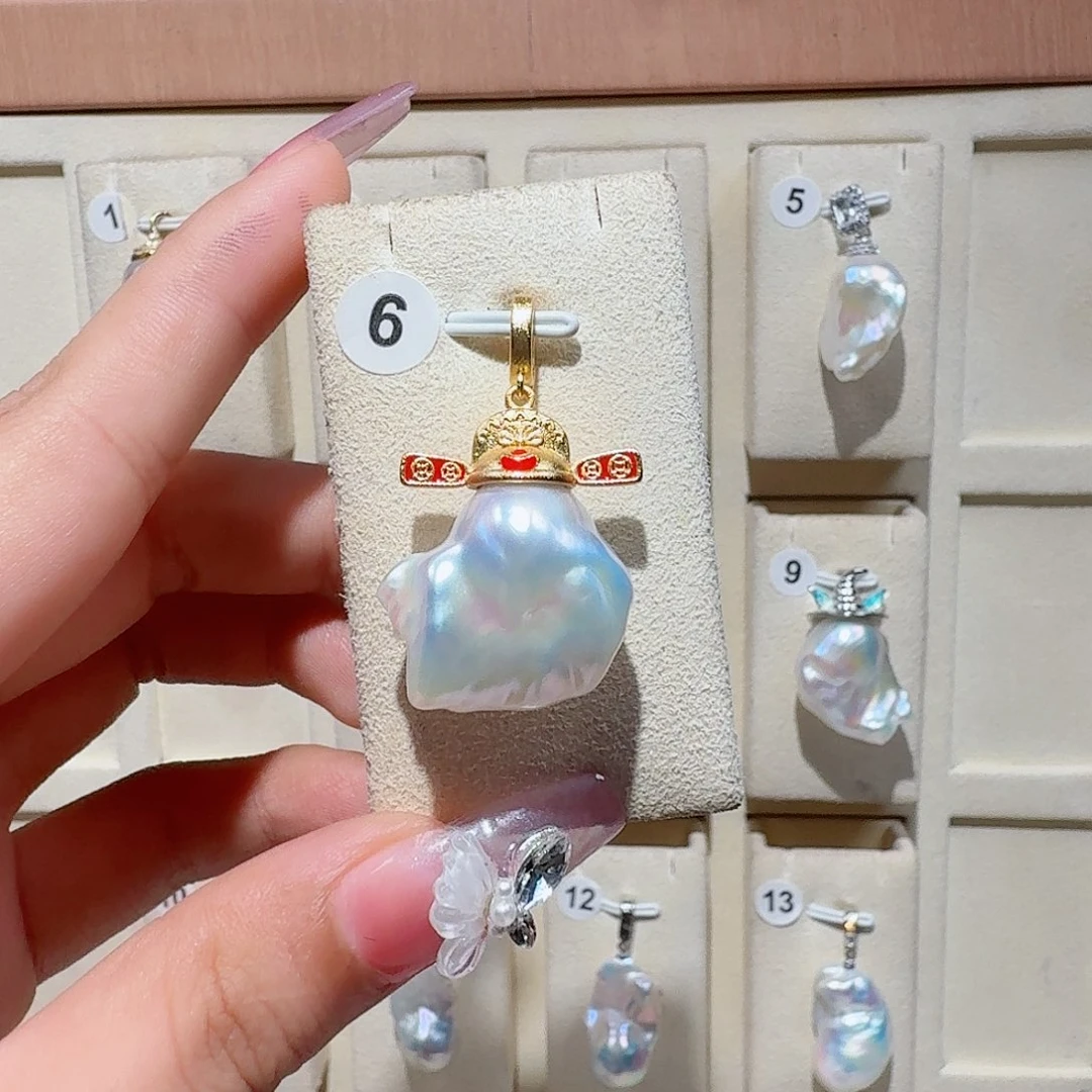 淡水珍珠合金颈饰
