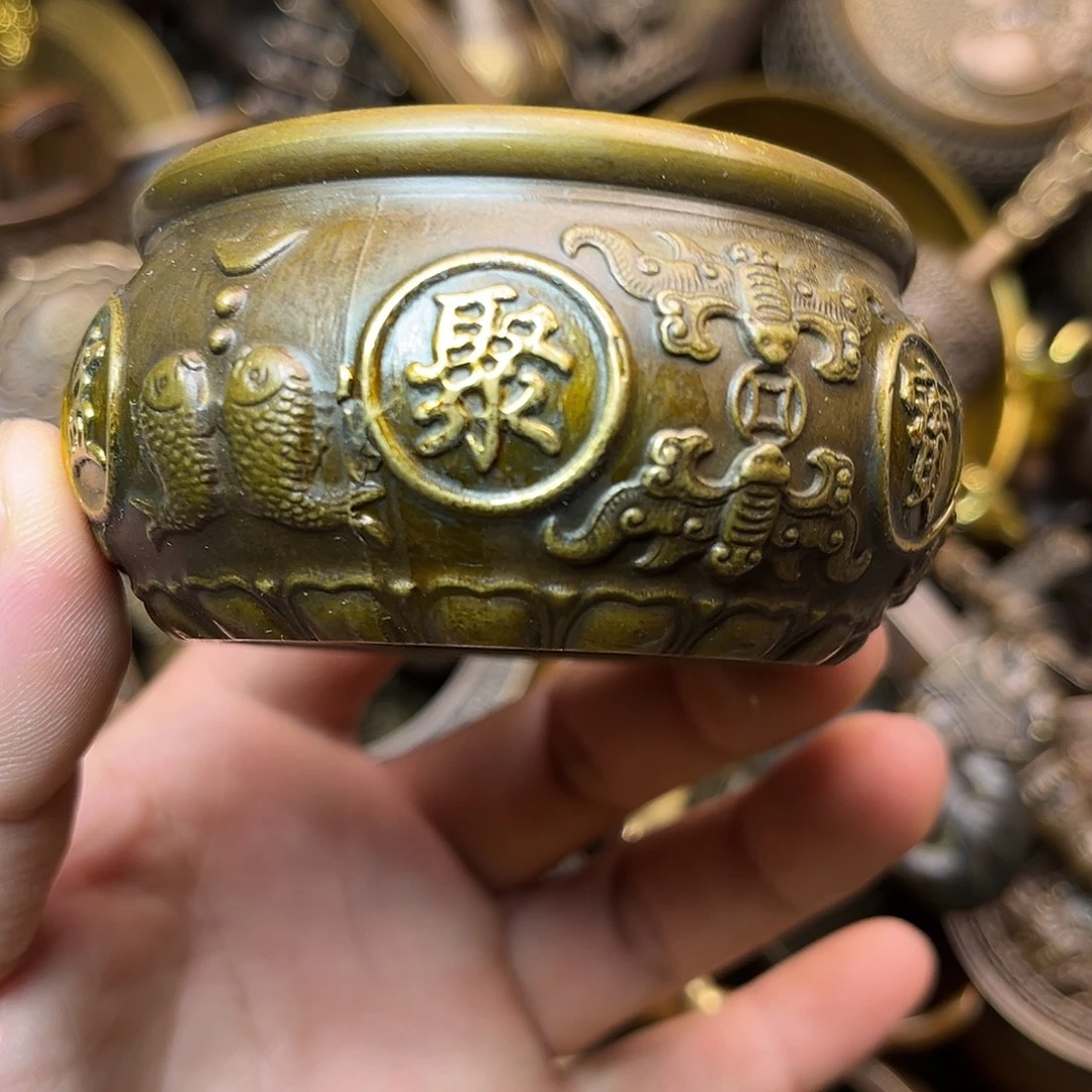 精美铜器工艺品等