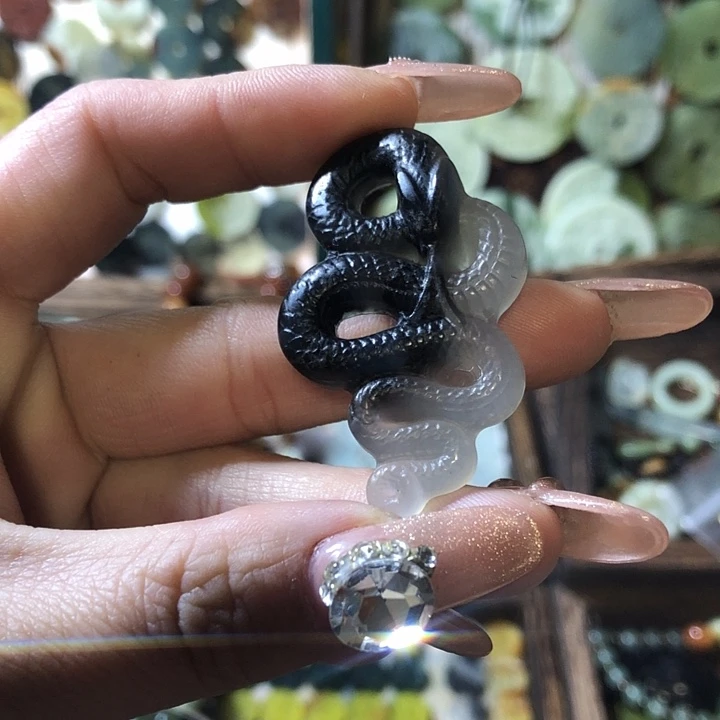 岫玉岫玉挂件未镶嵌