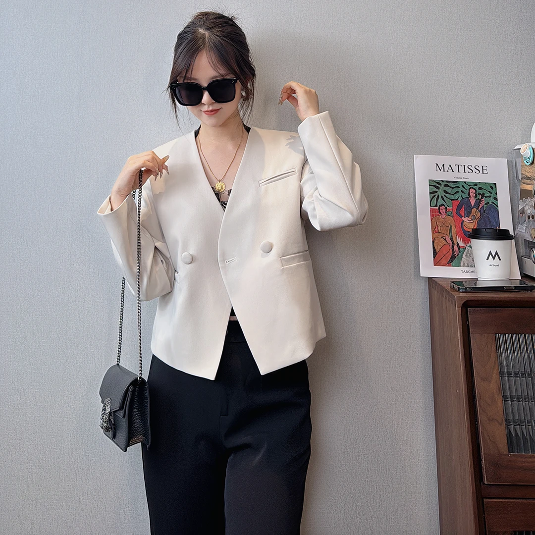 春秋韩版小西装外套女2025新款设计感时尚气质通勤小个子短款西服