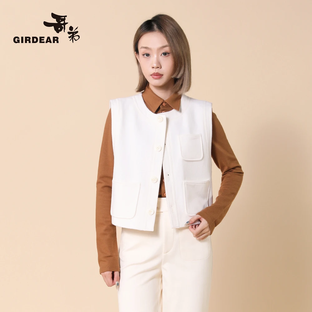 GIRDEAR/哥弟 新款时尚宽松短款不对称口袋造型绵羊毛马甲1400774