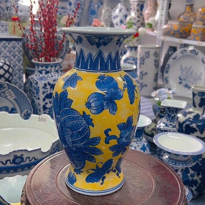 摆件青花瓷居家摆件，花瓶