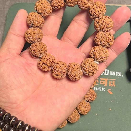 金刚菩提手串五星蜂窝大金刚手串，20左右，拍一发二