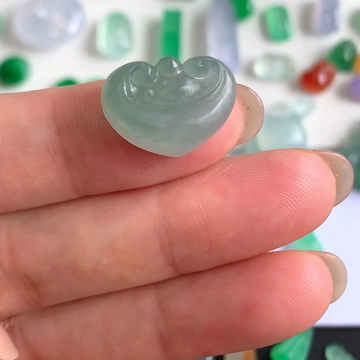 定制翡翠未镶嵌天然翡翠A货冰胶如意锁