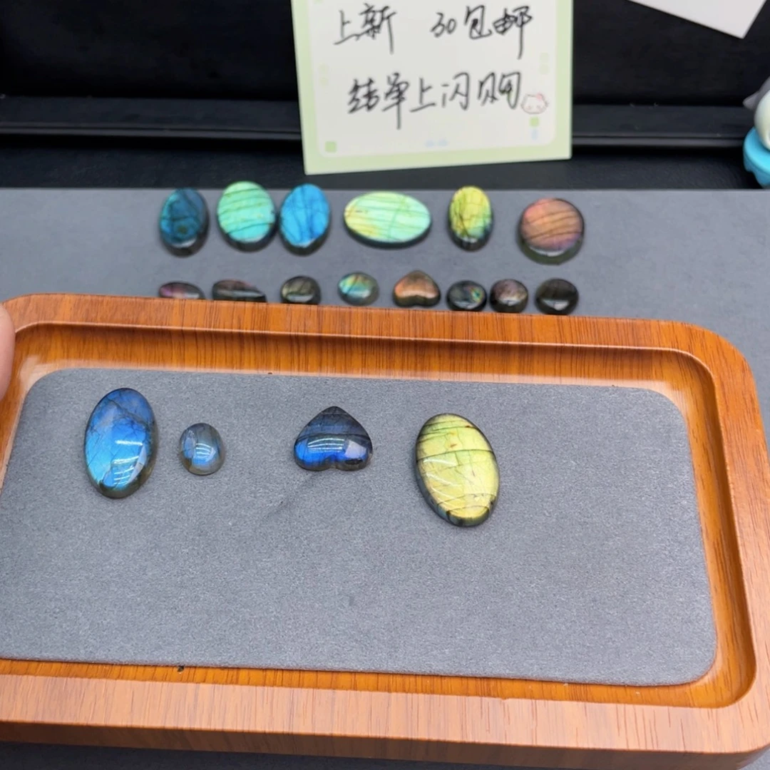嘟***嘟颈饰银S925镶嵌长石