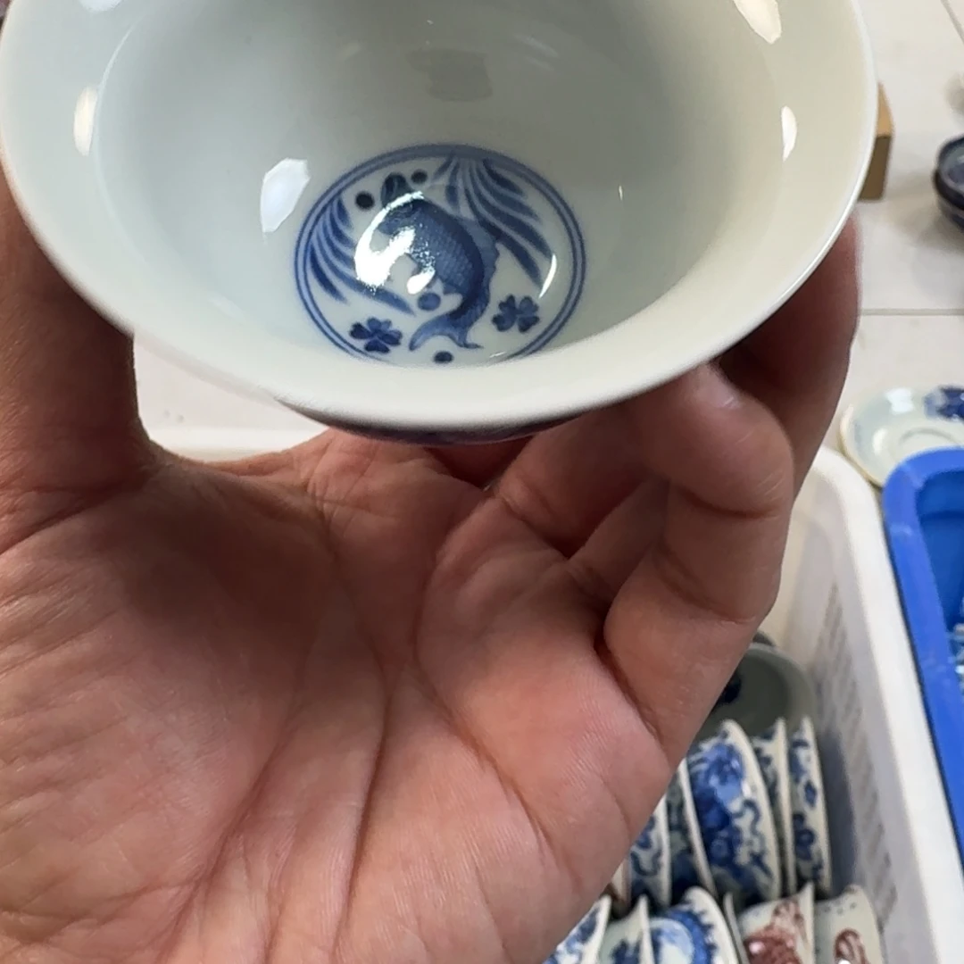 摆件陶青花鱼藻纹大压手