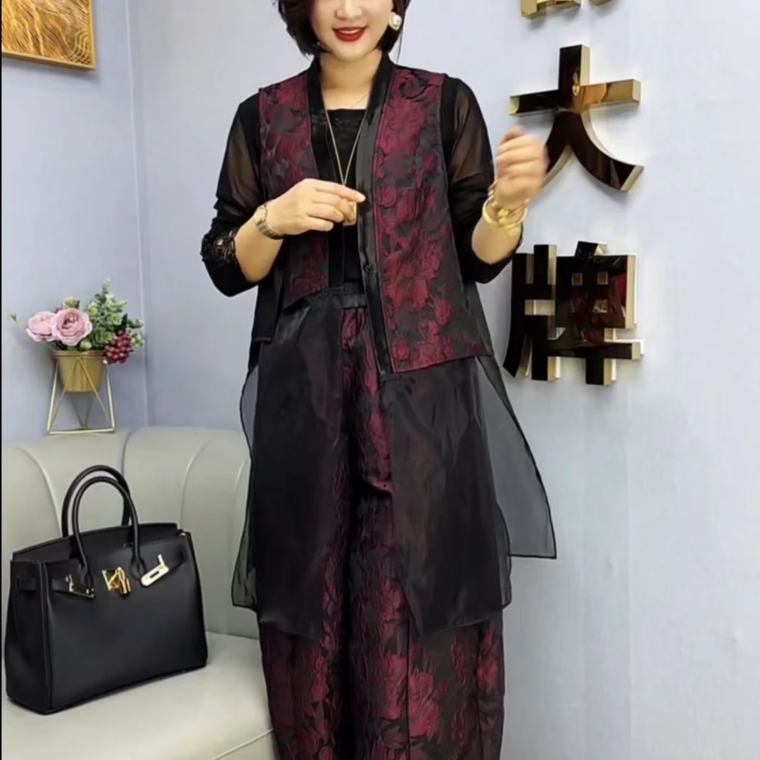 DGK160新款妈妈春款洋气套装中老年女装时尚欧货马甲裤子两件套
