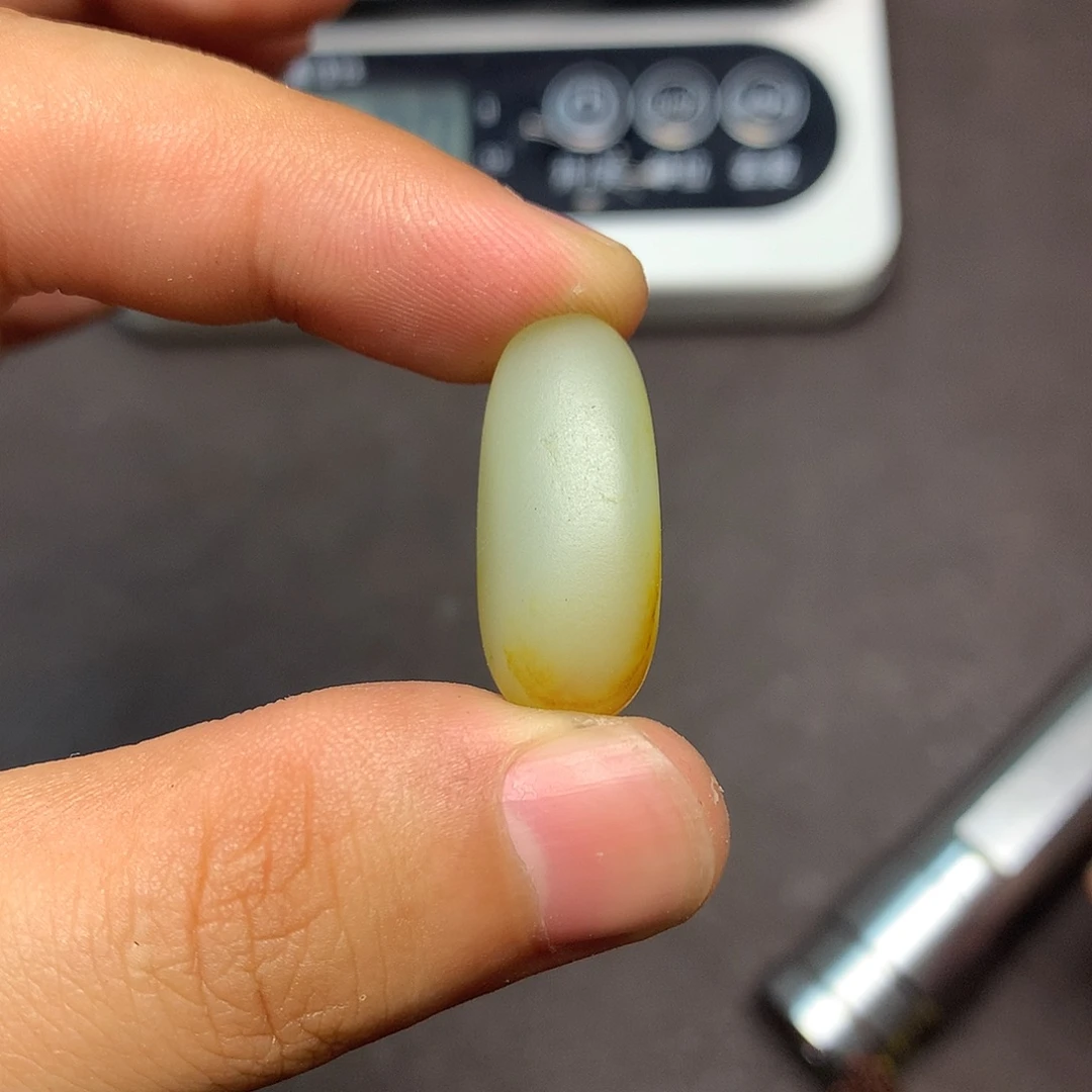 和田玉（糖玉）未镶嵌挂件