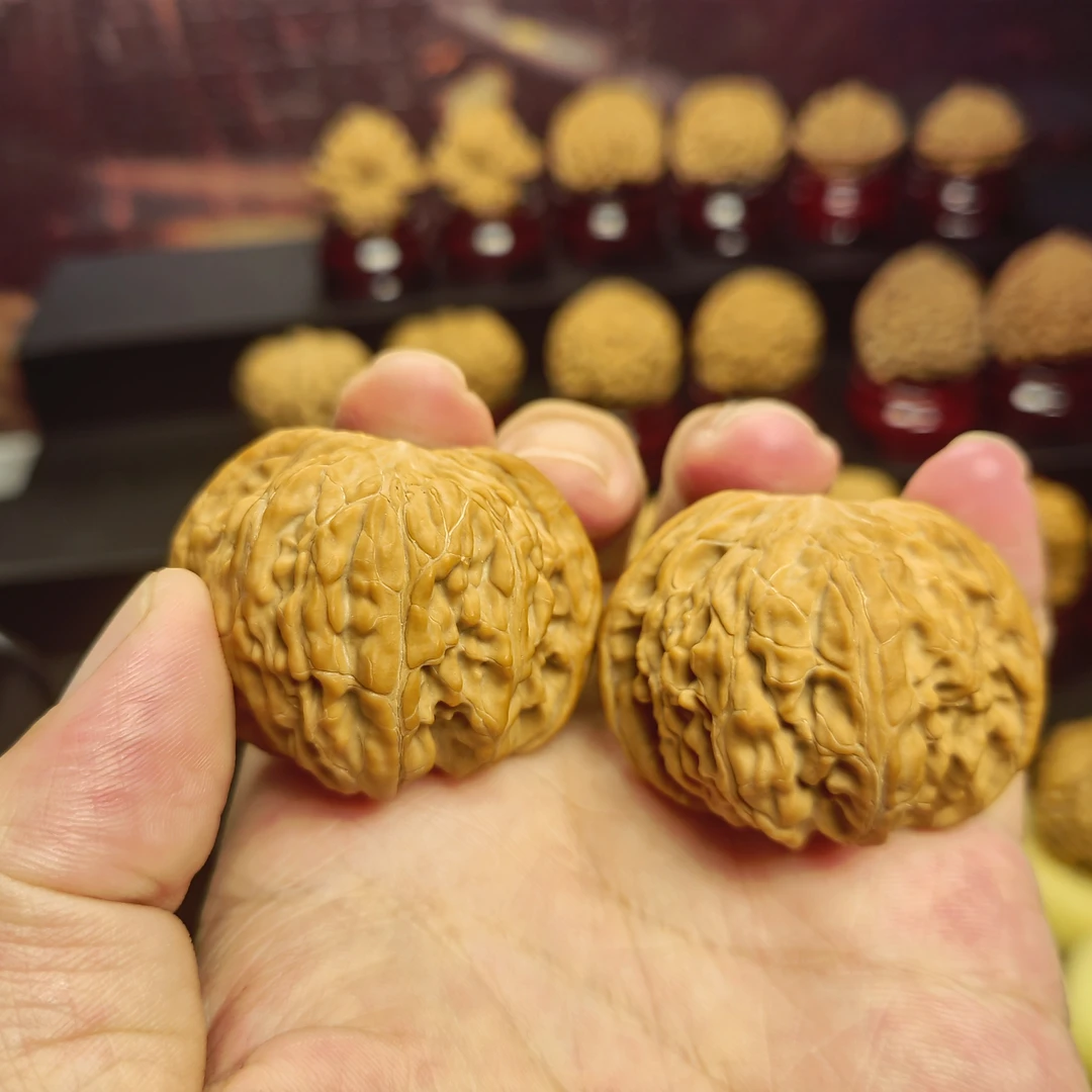 42尺磨盘文玩核桃