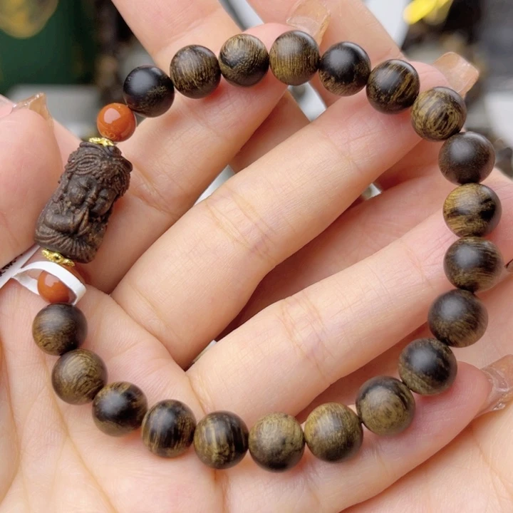 沉香手串越南芽庄老白棋古董老料满留疤0.8