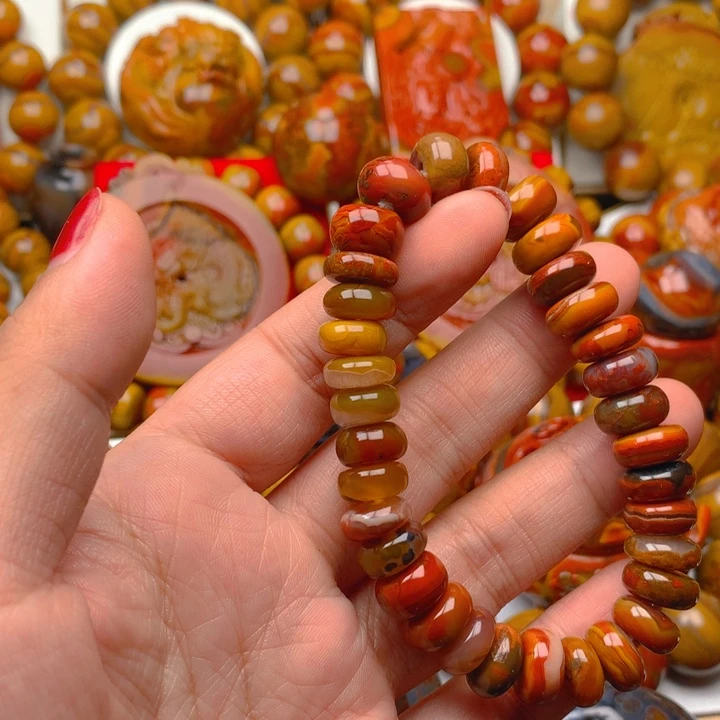 玛瑙/玉髓未镶嵌吊坠