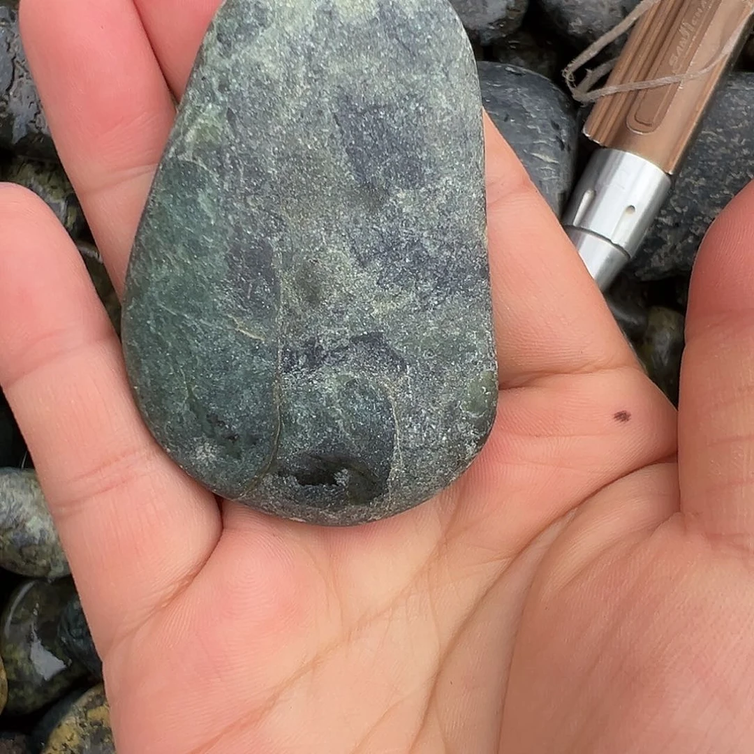 蛇纹石玉未镶嵌珠宝奇石一****~