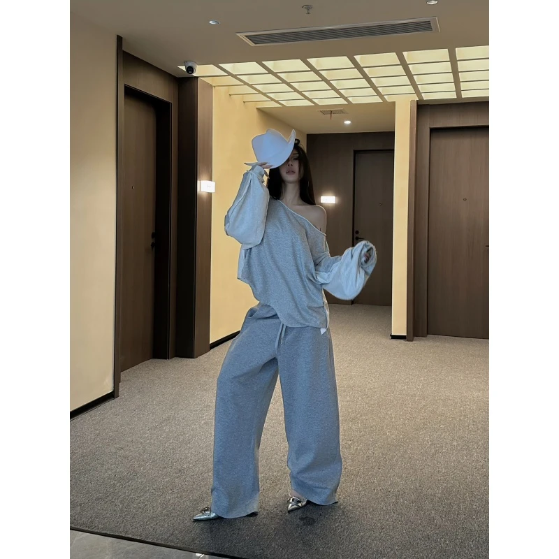 老钱风休闲穿搭套装女秋季设计感洋气百搭斜肩长袖高腰卫裤两件套