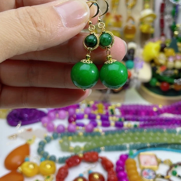 16号绿色设计款耳坠