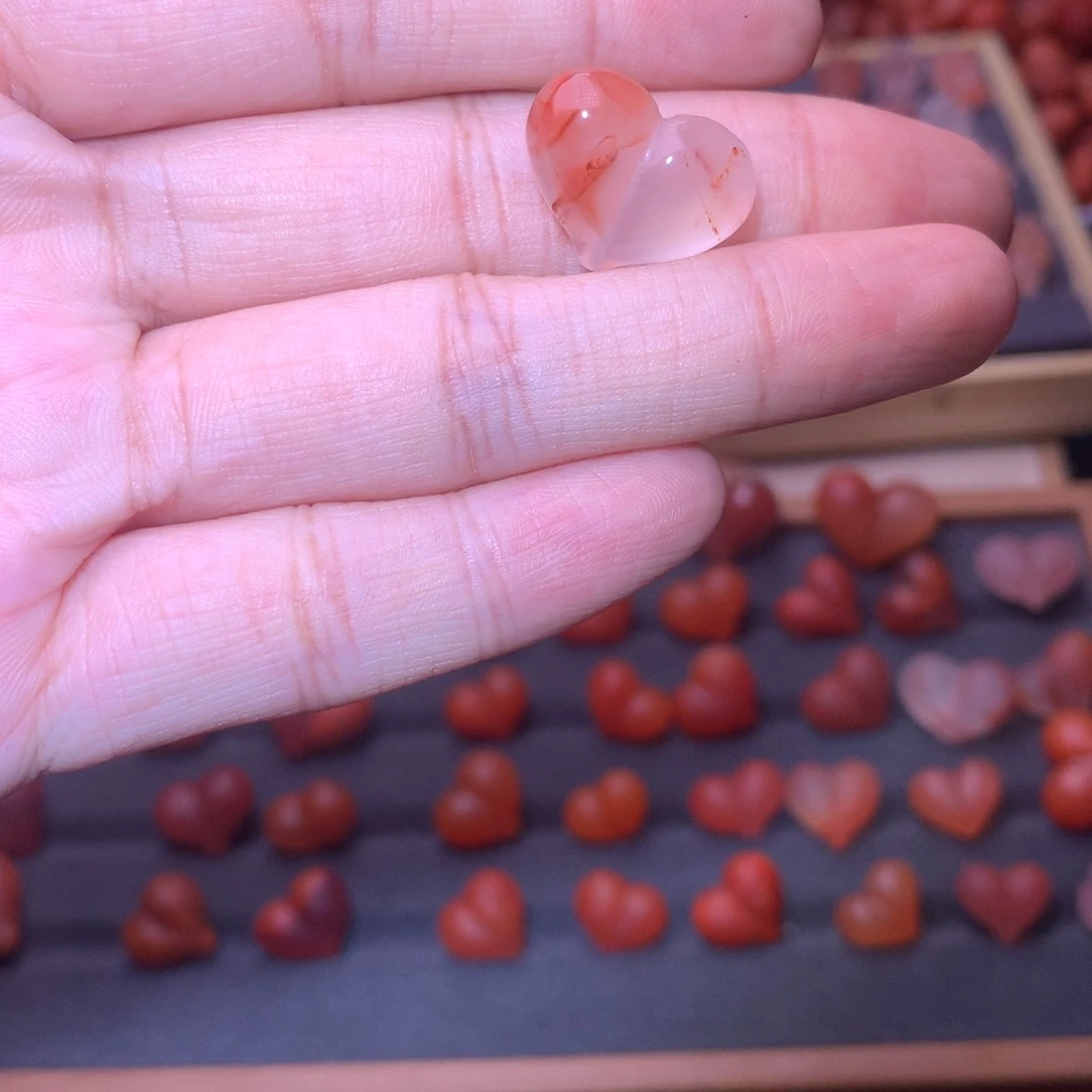 南红玛瑙未镶嵌挂件55