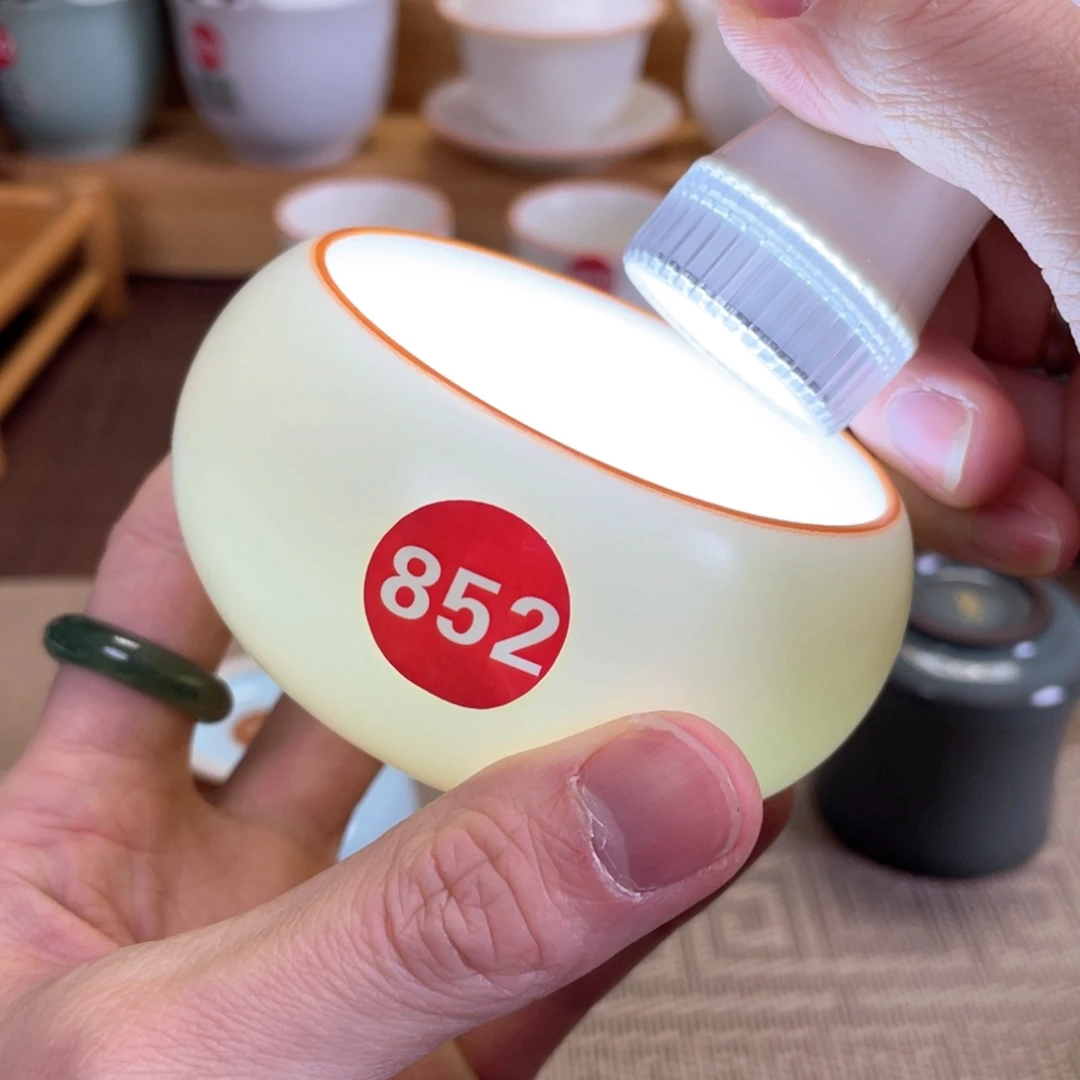 瓷片。。。。。。。。。。。。。。