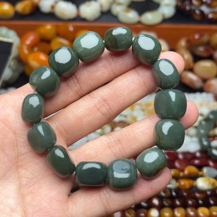 和田玉未镶嵌手链