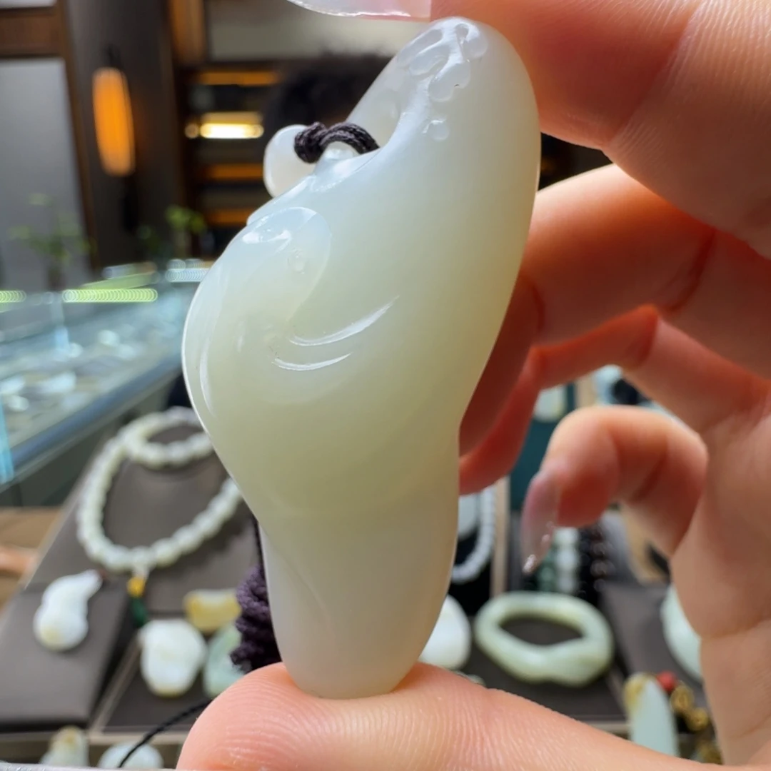 未镶嵌和田玉挂件