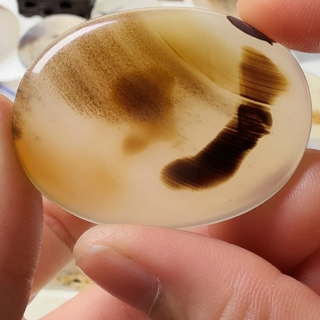 玛瑙/玉髓未镶嵌珠宝半成品