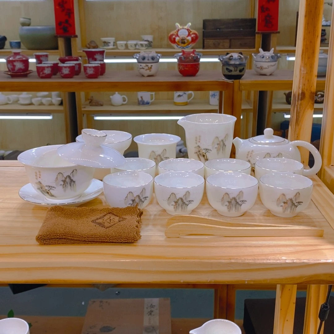 不止中国白羊脂玉瓷