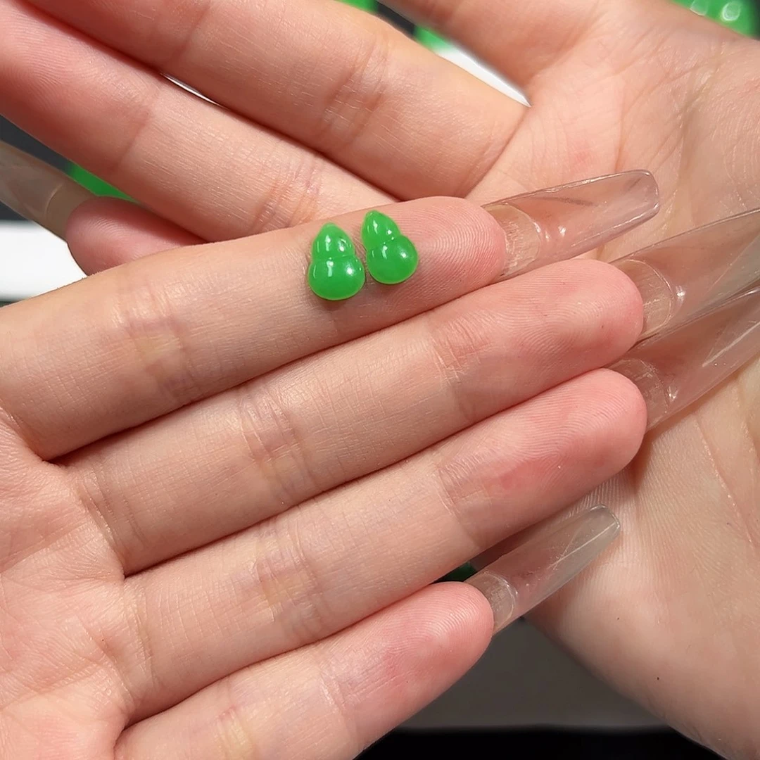 翡翠裸石天然缅甸翡翠