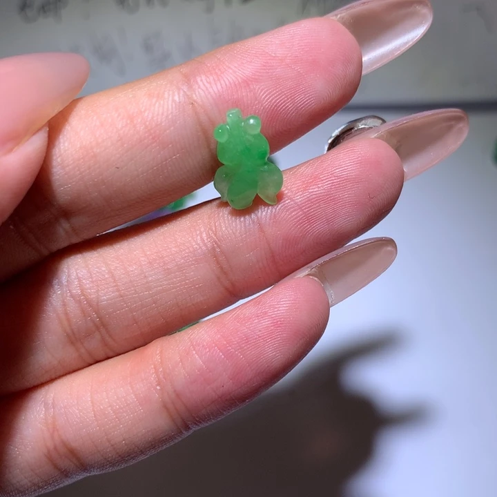 翡翠散珠无镶嵌102