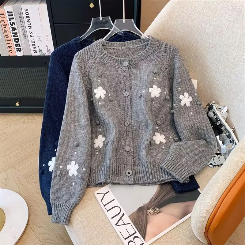 小个子花朵刺绣毛衣开衫女春秋新款宽松软糯针织衫慵懒松弛感外套