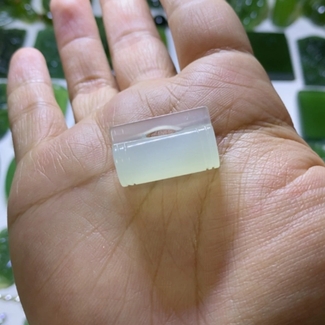 【闪购商品】蛇纹石玉颈饰未镶嵌