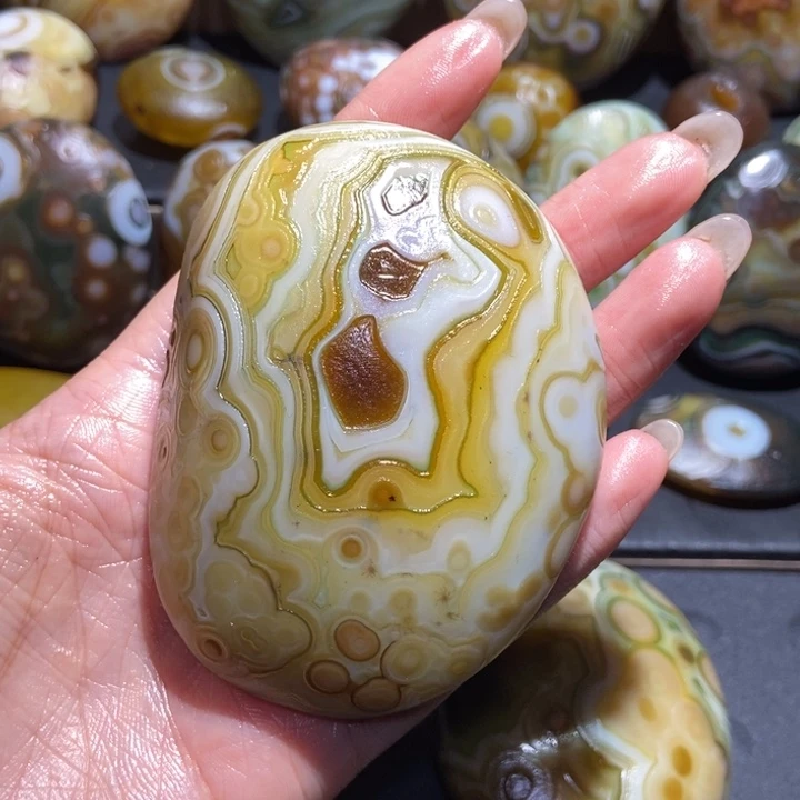 【闪购商品】未镶嵌玛瑙/玉髓珠宝奇石陈*头