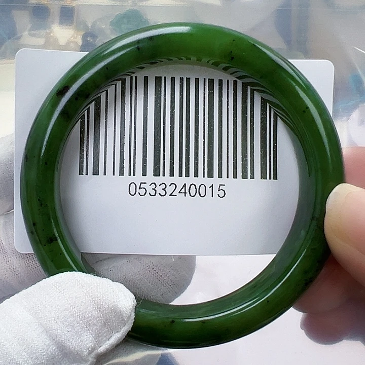 和田玉未镶嵌手镯包容59