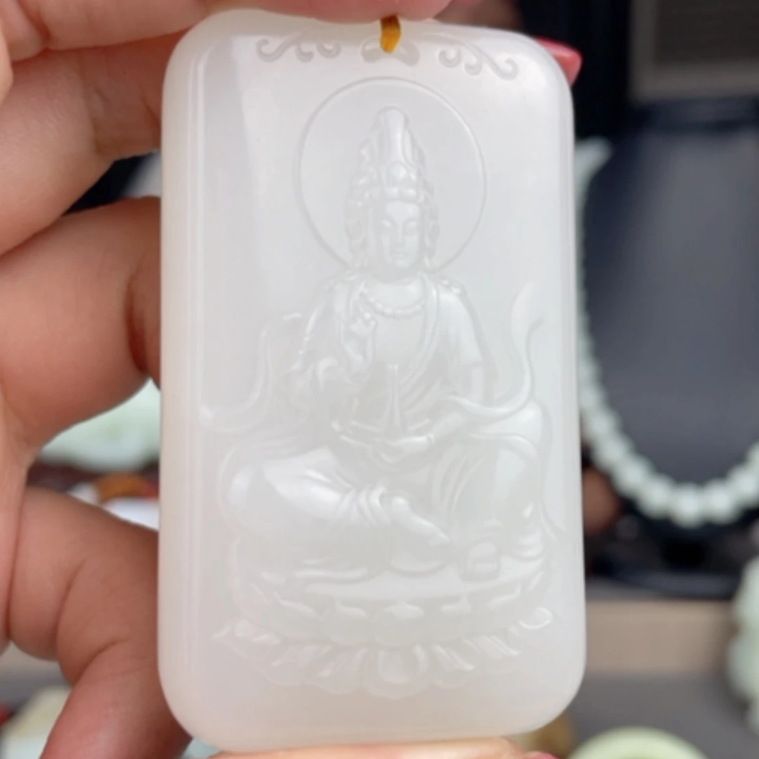 【闪购商品】颈饰未镶嵌和田玉