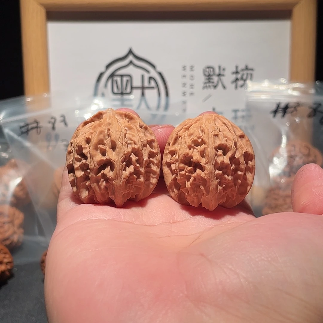 文玩核桃吊坠36全品苹果园