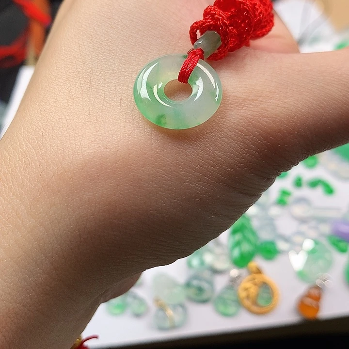 翡翠吊坠(不含链)未镶嵌甜甜圈